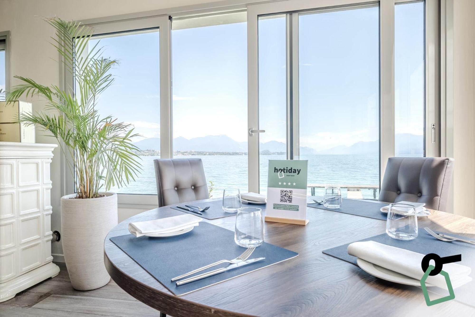 Hotiday Apartment Collection - Desenzano Desenzano del Garda Ngoại thất bức ảnh