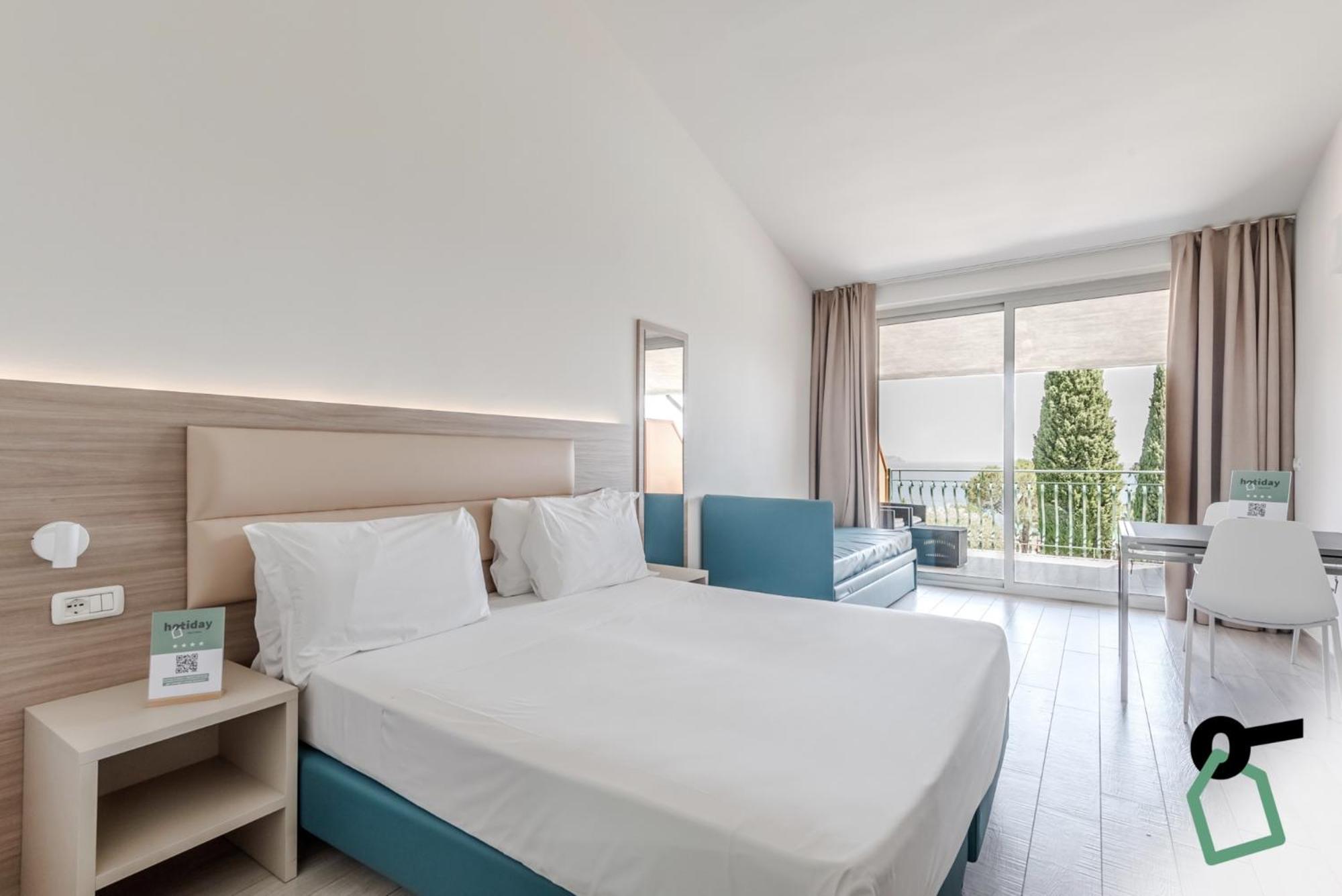 Hotiday Apartment Collection - Desenzano Desenzano del Garda Ngoại thất bức ảnh